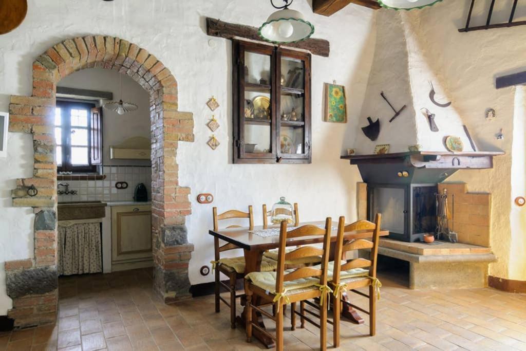 Girasole Cottage Overlooking The Orcia Valley In Tuscany Radicofani Exterior photo